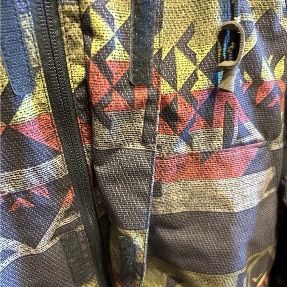 Burton Snowboarding Jacket - Picture 9 of 12